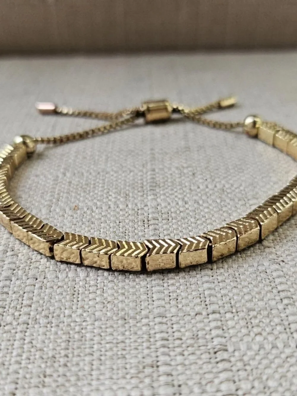 Fashion Bracelet Gold Tone Fashion Jewelry Wrist Band Size Adjustable Unbranded